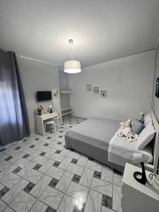 We' Home Napoli Eksteriør billede