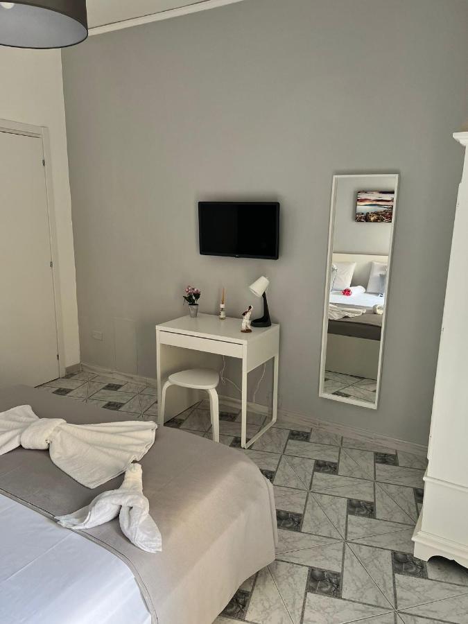 We' Home Napoli Eksteriør billede