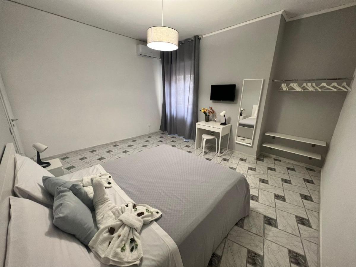 We' Home Napoli Eksteriør billede